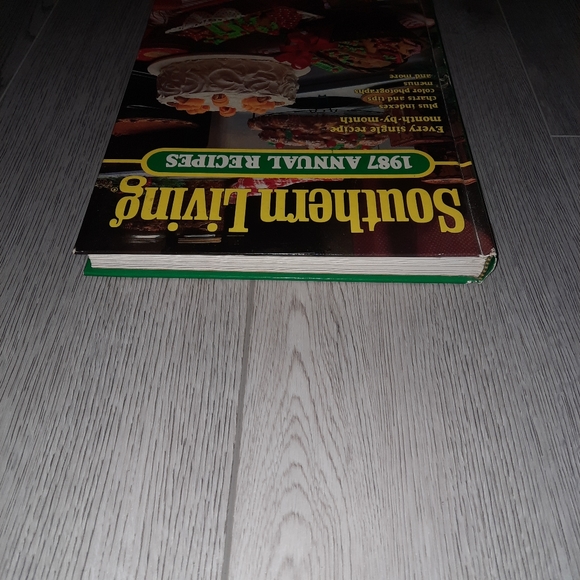 Vintage Southern Living Cookbook 1987 Annual Recipes - Picture 4 of 8